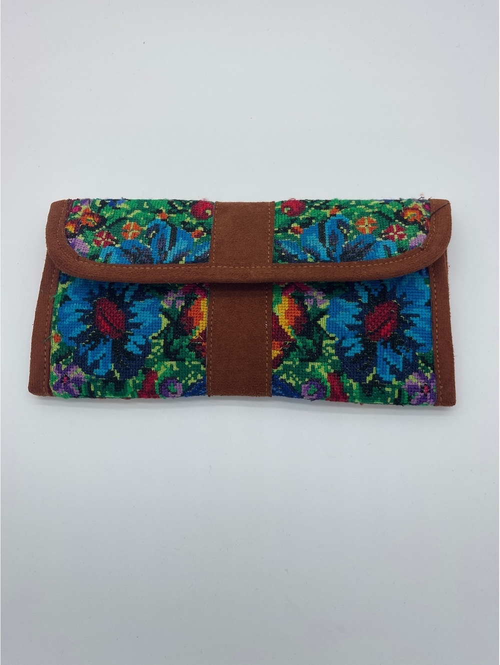 Floral Embroidered Wallet with brown trim